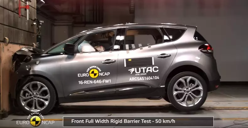 euroncap kia niro renault scenic subaru levorg toyota hilux