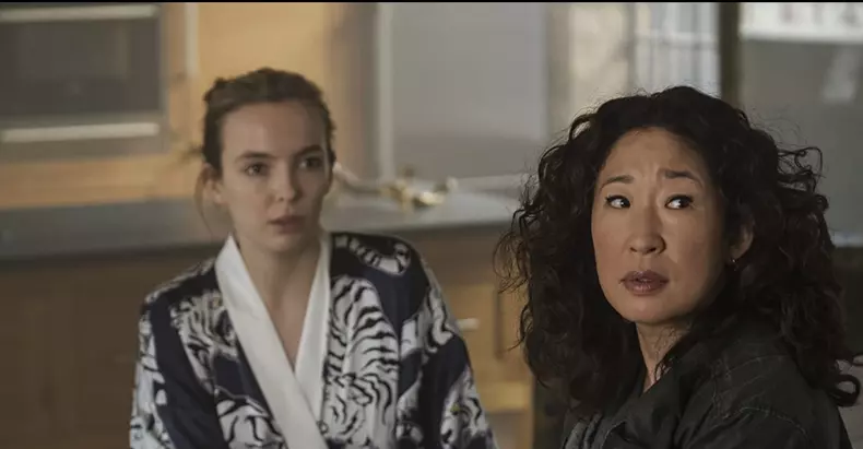 Jodie-Comer-si-Sandra-Oh-in-Killing-Eve