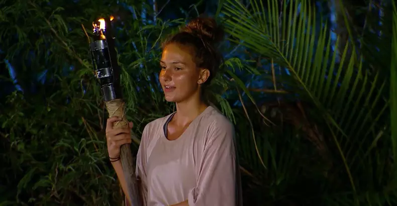 Alexandra Ciomag, eliminata de la Survivor All Stars. (3)