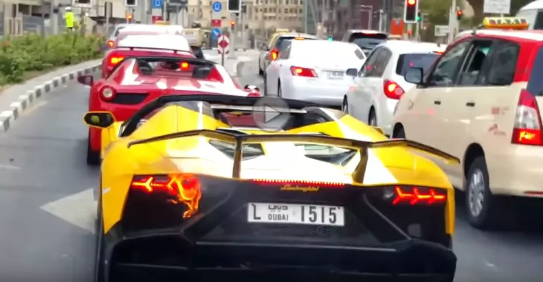 incendiu lamborghini aventador