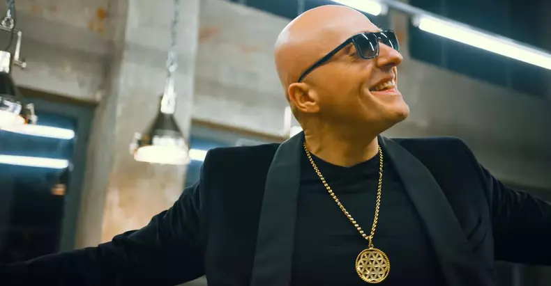 LOREDANA-GROZA-MELODIE-DE-SENZATIE-FLORIN-SALAM-VALI-VIJELIE-Capture3a1