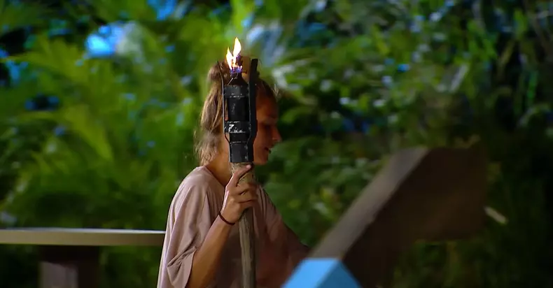 Alexandra Ciomag, eliminata de la Survivor All Stars. (8)