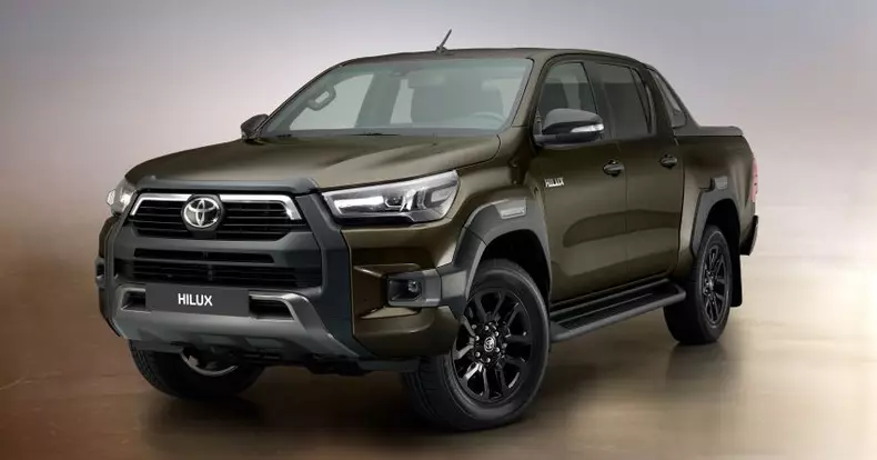 Toyota a prezentat cel de-al doilea facelift al best-sellerului Hilux