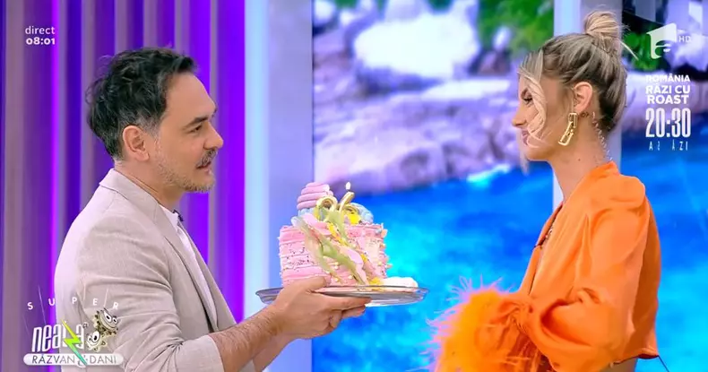 Ramona-Olaru-a-implinit-varsta-de-33-de-ani.-Cum-au-surprins-o-colegii-ei-de-la-„Neatza-cu-Razvan-si-Dani-2