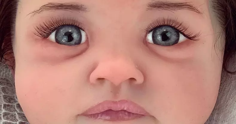 papusi hiperrealiste