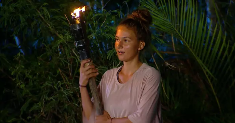 Alexandra Ciomag, eliminata de la Survivor All Stars. (7)