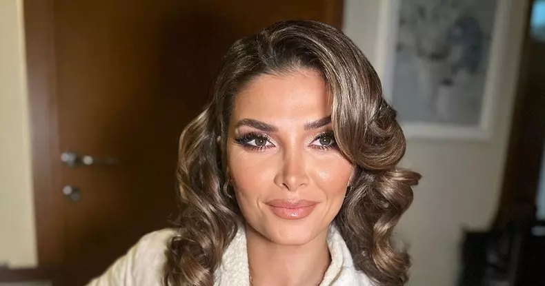 cine-este-alina-puscas-biografie-varsta-studii-cariera-familie-afla-totul-despre-frumoasa-prezentatoare-1-crop-1678352556-1