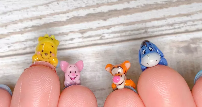 AMAZING NAIL ART