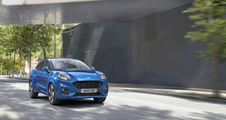 Ford Puma 001