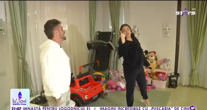 VILA DE LUX GABRIELA CRISTEA