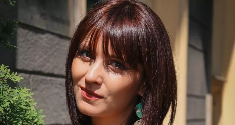 diana deschidere