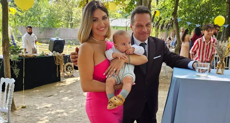 ela-craciun-rol-inedit