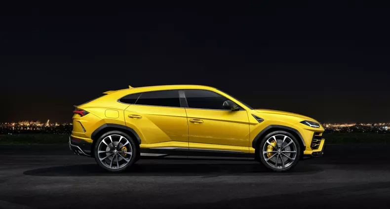 urus03