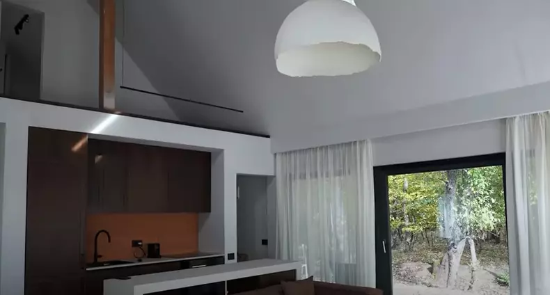 casa-sanziana-negru-9