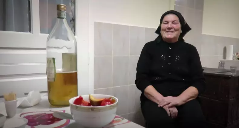 Cătălin Bordea - imagini casă Botoșani (2)