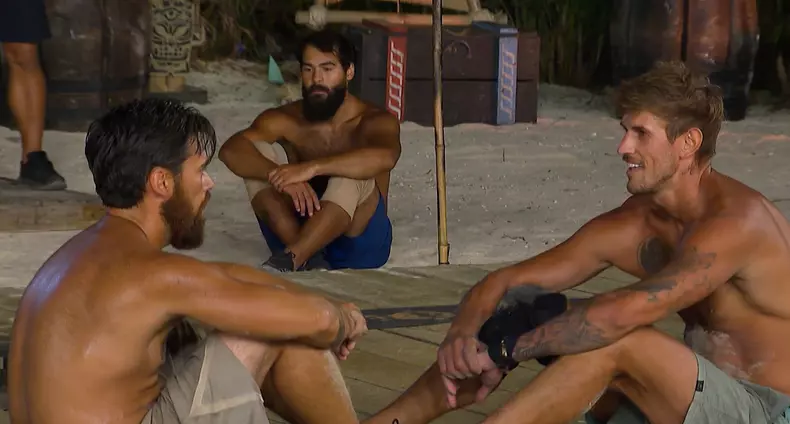 Alex Delea, eliminat de la Survivor All Stars  (4)