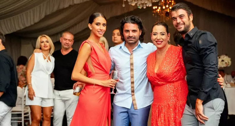 Pepe-iubita-Yasmine-Ody-insarcinata