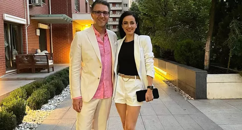 andi moisescu sotie