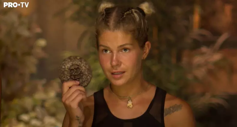 alexandra-porkolab-eliminata-survivor-4