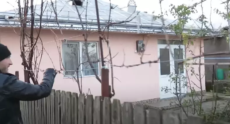 Cătălin Bordea - imagini casă Botoșani (13)