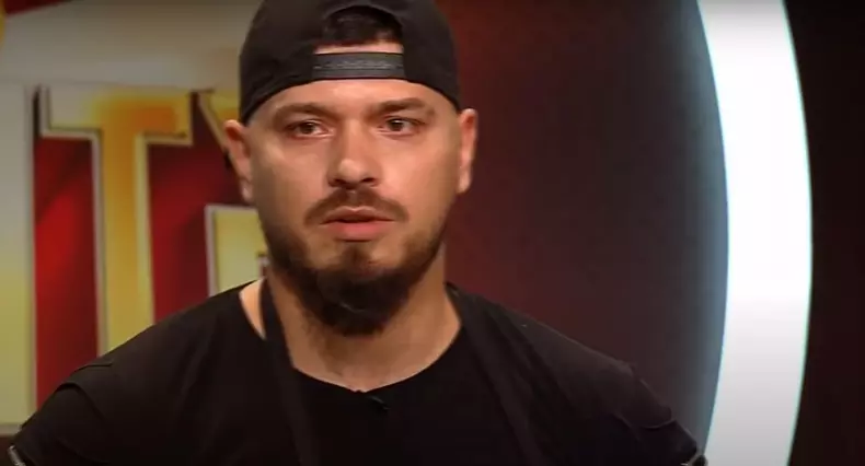 2021-03-01-12_00_17-Chefi-la-cuțite-_-Laurențiu-Ardeleanu-din-pușcărie-în-bucătăria-la-Chefi-la-Cuț