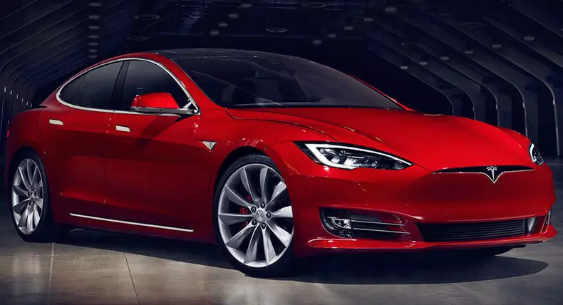 tesla-model-s-facelift-autopilot