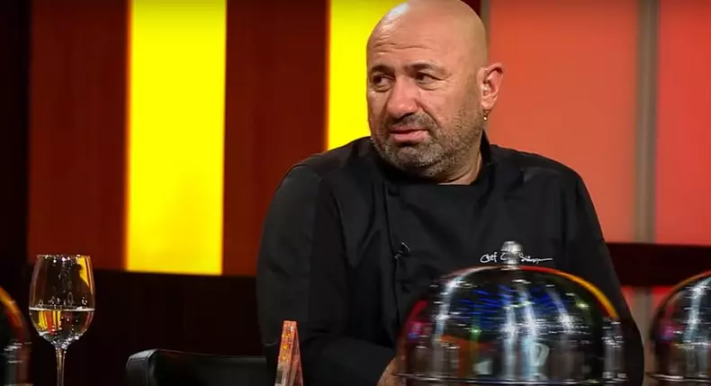 2021-03-01-11_58_49-Chefi-la-cuțite-_-Laurențiu-Ardeleanu-din-pușcărie-în-bucătăria-la-Chefi-la-Cuț