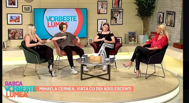 Cum arată și ce face astăzi Mihaela Cernea. Solista de la „Class” are 43 de ani și doi copii adolescenți (1)