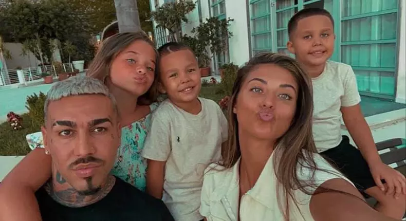 Alex Velea a cerut-o de soție pe Antonia! Cât a cheltuit artistul pentru inelul cu diamante (3)