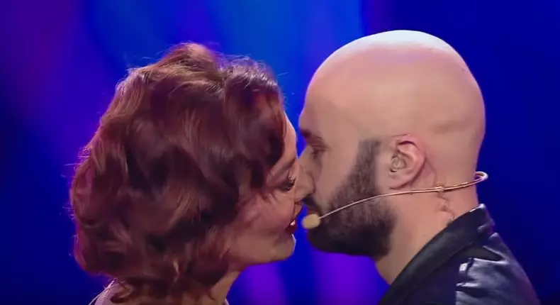 Mihai Bendeac sarut 2