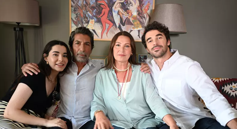 O familie aparent fericita