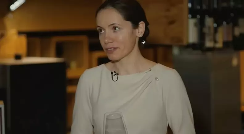 Mirabela Gradinaru rochie la DIGi 24 1