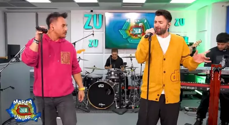 razvan si smiley canta