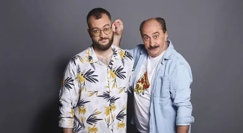 cine-sunt-romica-tociu-si-catalin-tociu-america-express-2024-actorul-formeaza-o-echipa-cu-fiul-sau-in-sezonul-6-e1699265841300