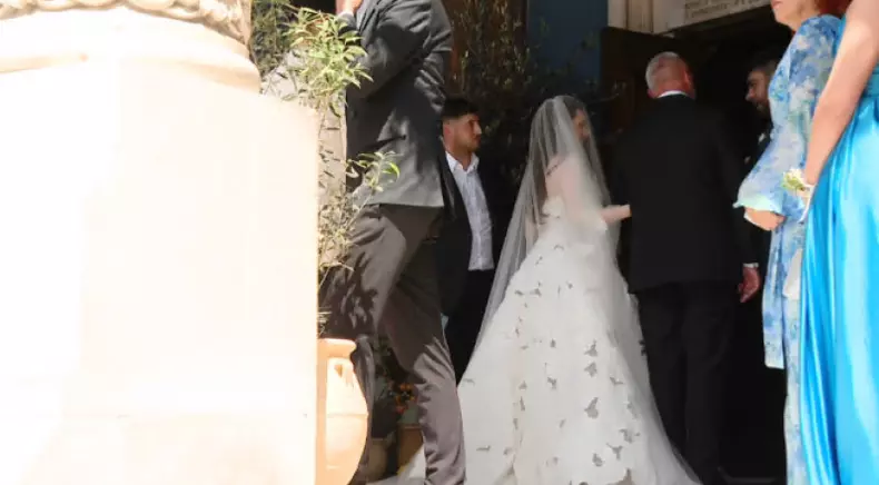 Kira-Hagi-rochie-mireasa.4