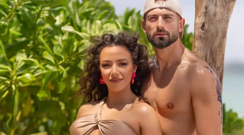 francesca-sarao-si-cristi-punga-de-la-insula-iubirii