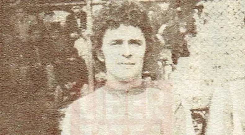 fostul-fotbalist-flavius-domide-in-perioada-de-glorie--foto-revista-sport-1973