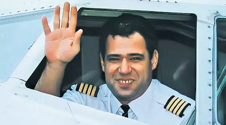 Pilotul Adrian Iovan2