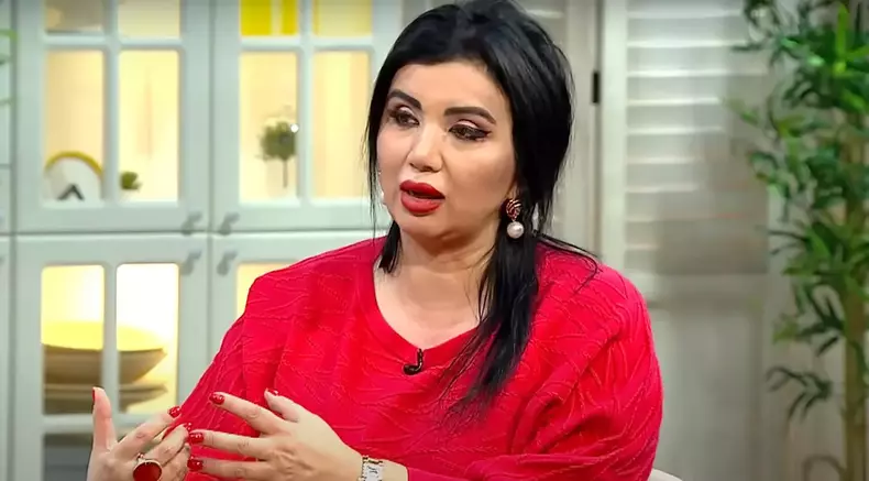 Adriana Bahmuțeanu o apără pe Betty Salam pentru decizia de a ceda custodia fiului ei