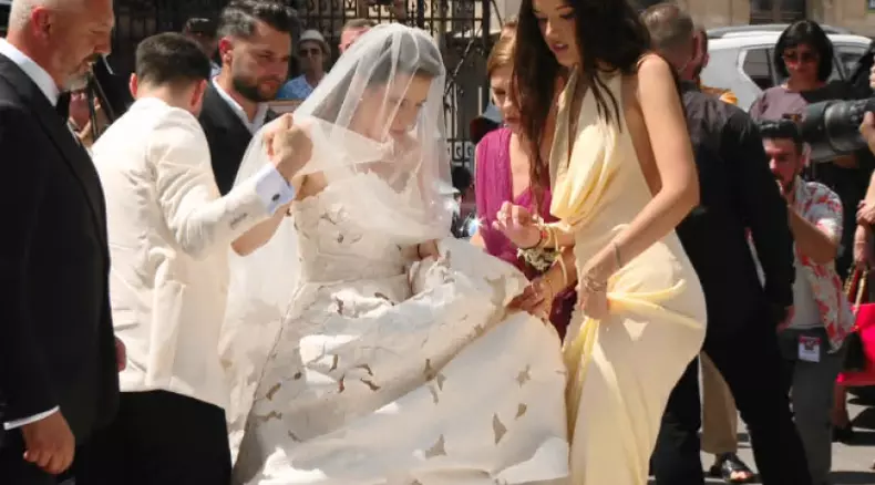 Kira-Hagi-rochie-mireasa.3