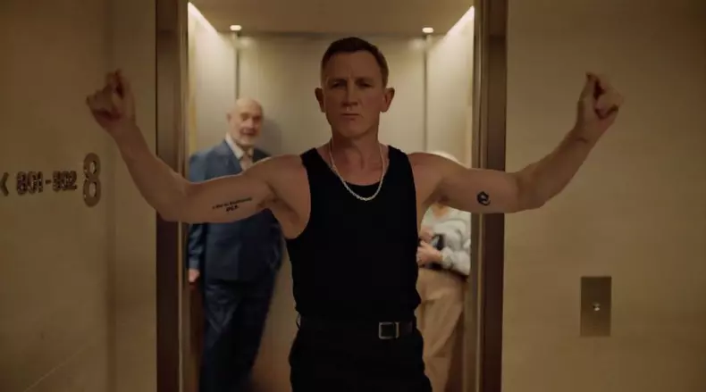 James Bond actor Daniel Craig leaves fans shaken and stirred with dance routine for vodka commercial