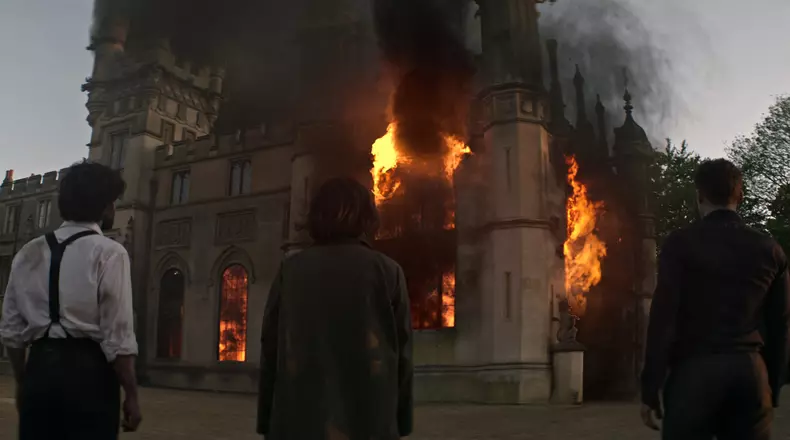 You serial cu Penn Badgley