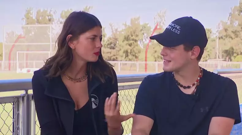 laura-giurcanu-si-aris-eram-in-culmea-fericirii-la-america-express.-concurentul-a-sorbit-o-din-priviri-dupa-ce-au-picat-in-aceeasi-echipa-visul-mi-s-a-indeplinit-2