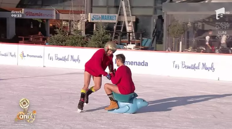 Pariu pierdut la „Neatza...”. Răzvan și Dani au renunțat la pantaloni, în direct, la -3 grade Celsius (3)