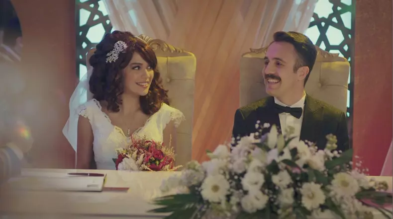 Ce se întâmplă în primul episod din serialul turcesc Nehir (Kanal D) (3)