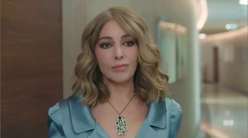 Zerrin-Tekindor_-Vuslat-Doctorul-minune-Kanal-D