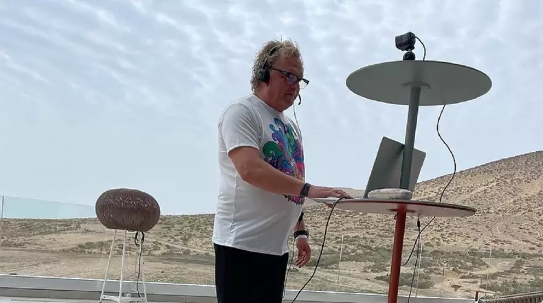 Anunțul lui Leonard Miron, după 22 de ani de relație cu iubitul lui. "Trebuie până la sfârșitul anului!"