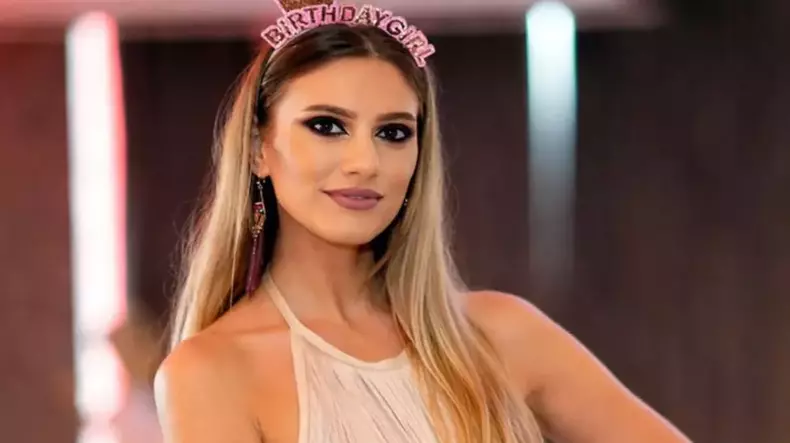 andreea-sirbu-in-varsta-de-31-de-ani-din-targu-jiu-a-fost-gasita-moarta-in-casa--foto