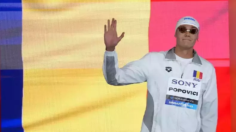 david-popovici-campionatul-mondial-de-natatie-singapore-2025-1