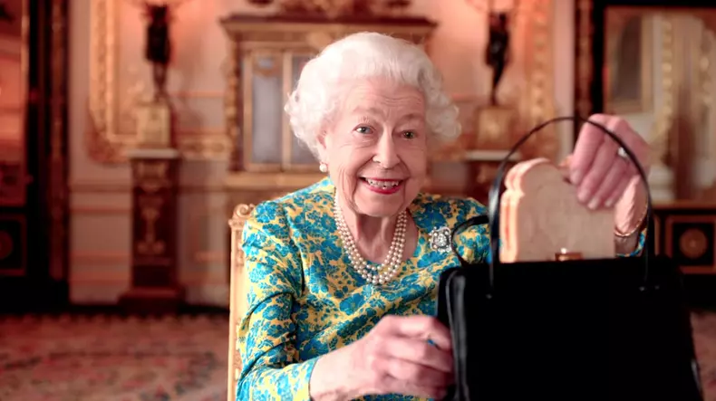 Queen reveals secret of her handbag to fictional bear Paddington in Platinum Jubilee  video sketch